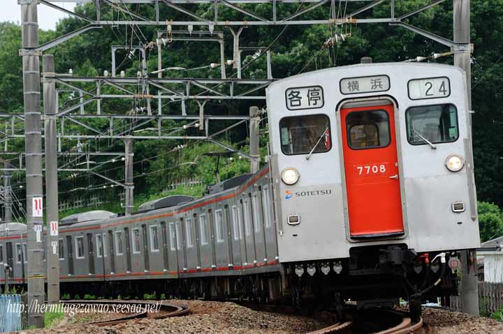 京阪7000系【6000系を踏襲しながら京阪初のVVVF制御を採用
