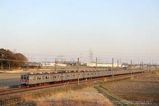 東武日光線を行く東急8500系