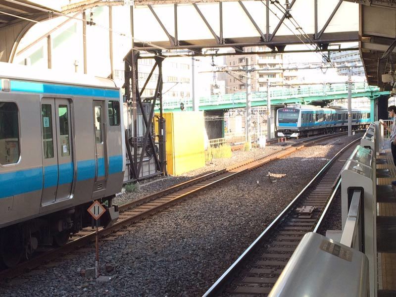京浜東北線e233系 山手線を走行 試運転 臨zawa混合列車